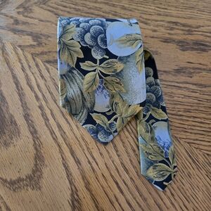 Enrico Guccini Fruit Patterned Silk Neck Tie Black Yellow